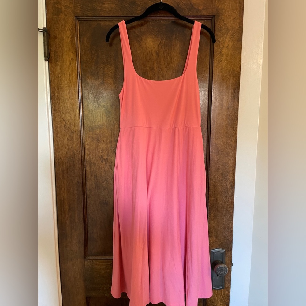 Beyond Yoga Featherweight “At the Ready” Square Neck Dress - Large